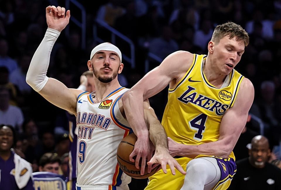 天博体育登录入口-当年心气极高的年轻人，为什么如今在湖人连垃圾时间都打不明白？